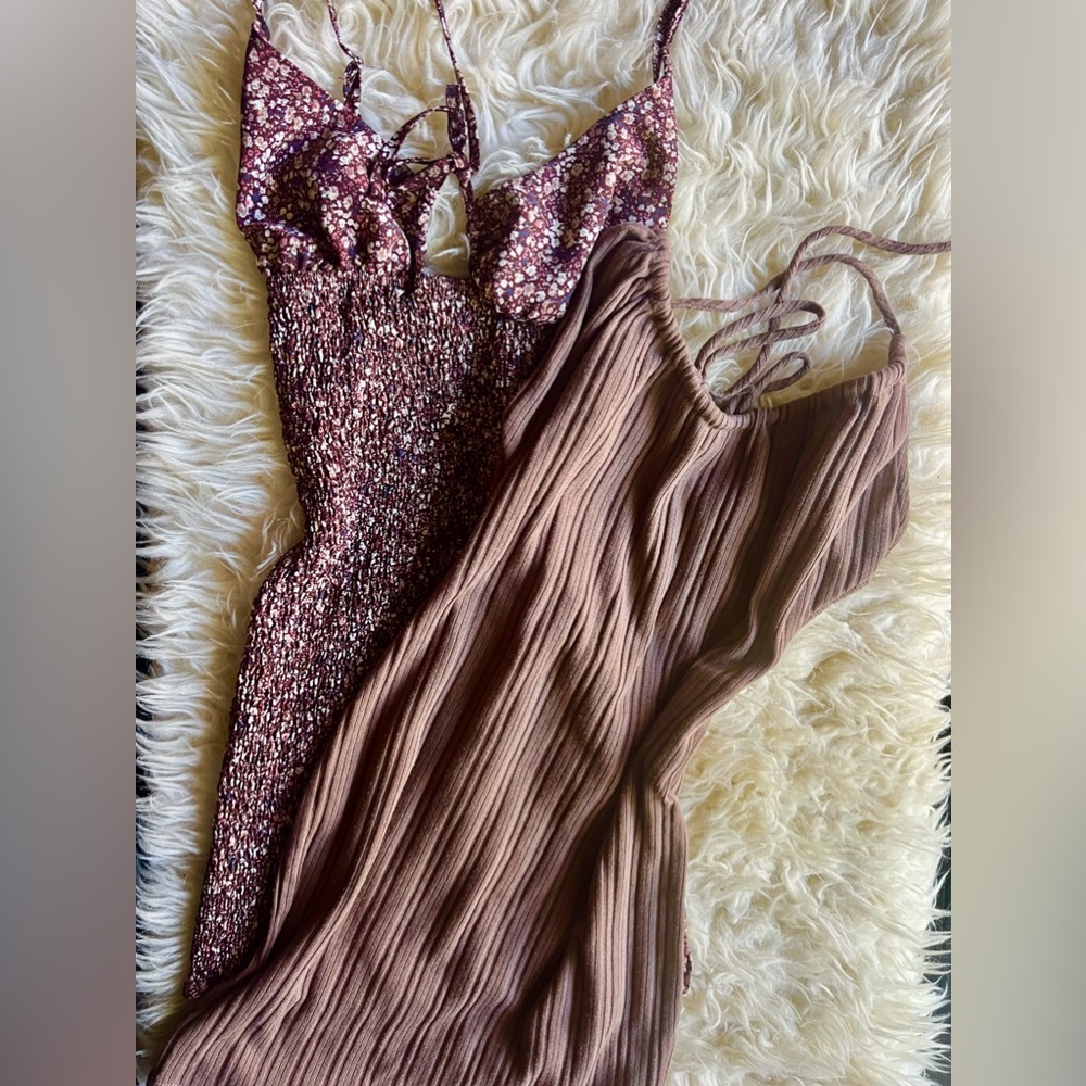 Bundle of 2 short dresses super cute ❤️